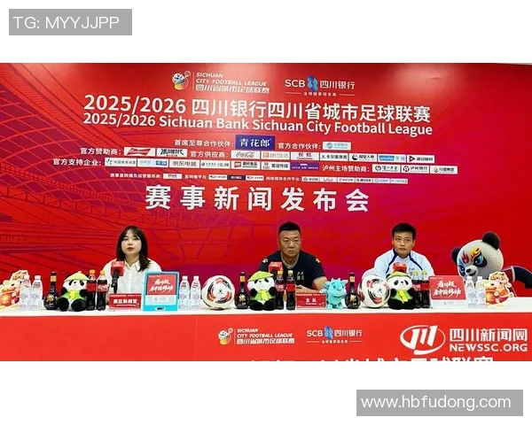 杨伟独家解析足球技巧与战术分享,助你提升球场表现与理解 杨伟独家解析足球技巧与战术分享,助你提升球场表现与理解