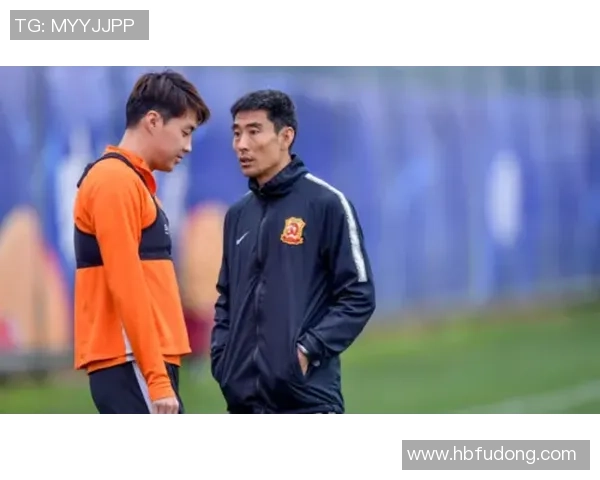 深圳足球队的拼搏历程与大满贯梦想的追逐之路 深圳足球队的拼搏历程与大满贯梦想的追逐之路